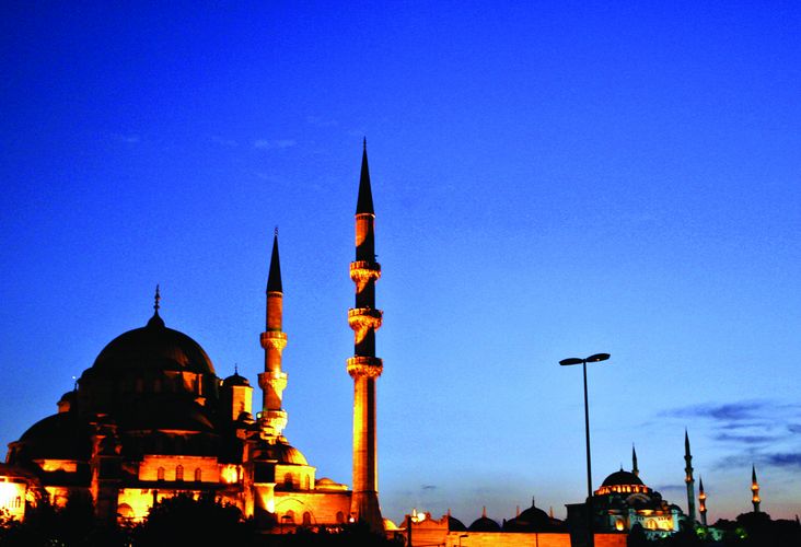Ottoman era mosques, 17th century New Mosque and 16th century Suleyman the Magnificient Mosque are i