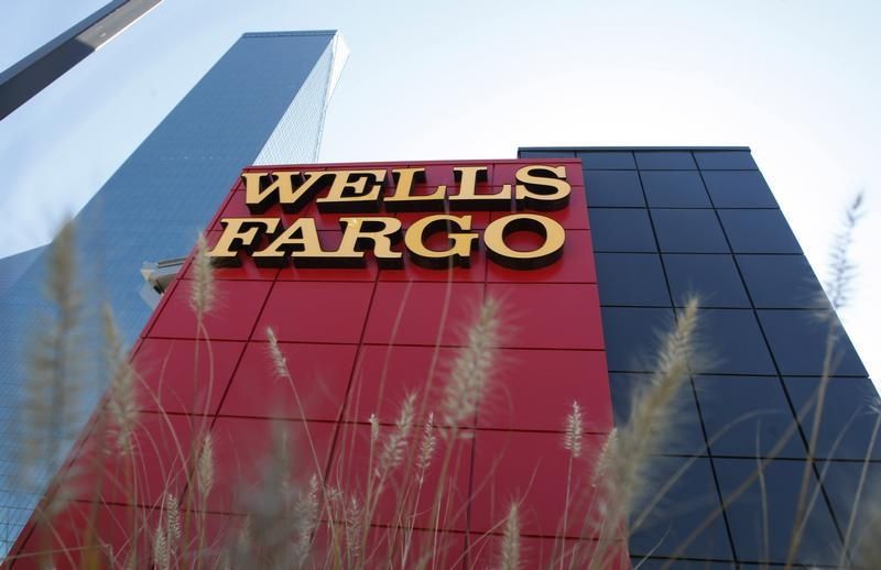 Wells Fargo Gains Ground In Trading